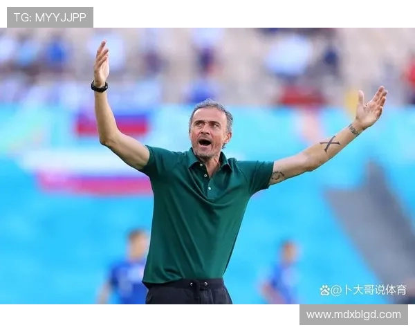 巴黎主帅恩里克锁喉对手未被禁赛 国际足联争议判罚引足坛震动